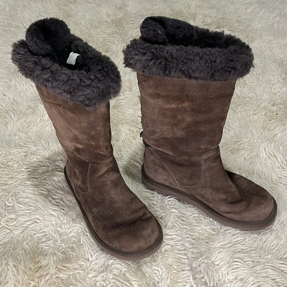 Ugg Boots women’s tall boots 7 brown Sherpa sheepskin 12”